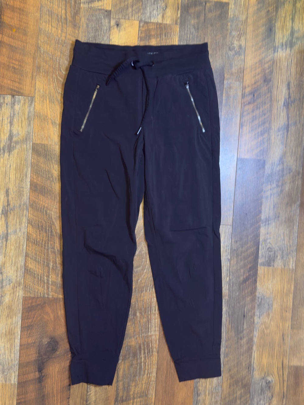 ATHLETA Trekkie north Jogger black size 4